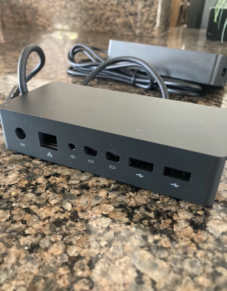 Microsoft Surface Pro 4 - Image 3 of 3