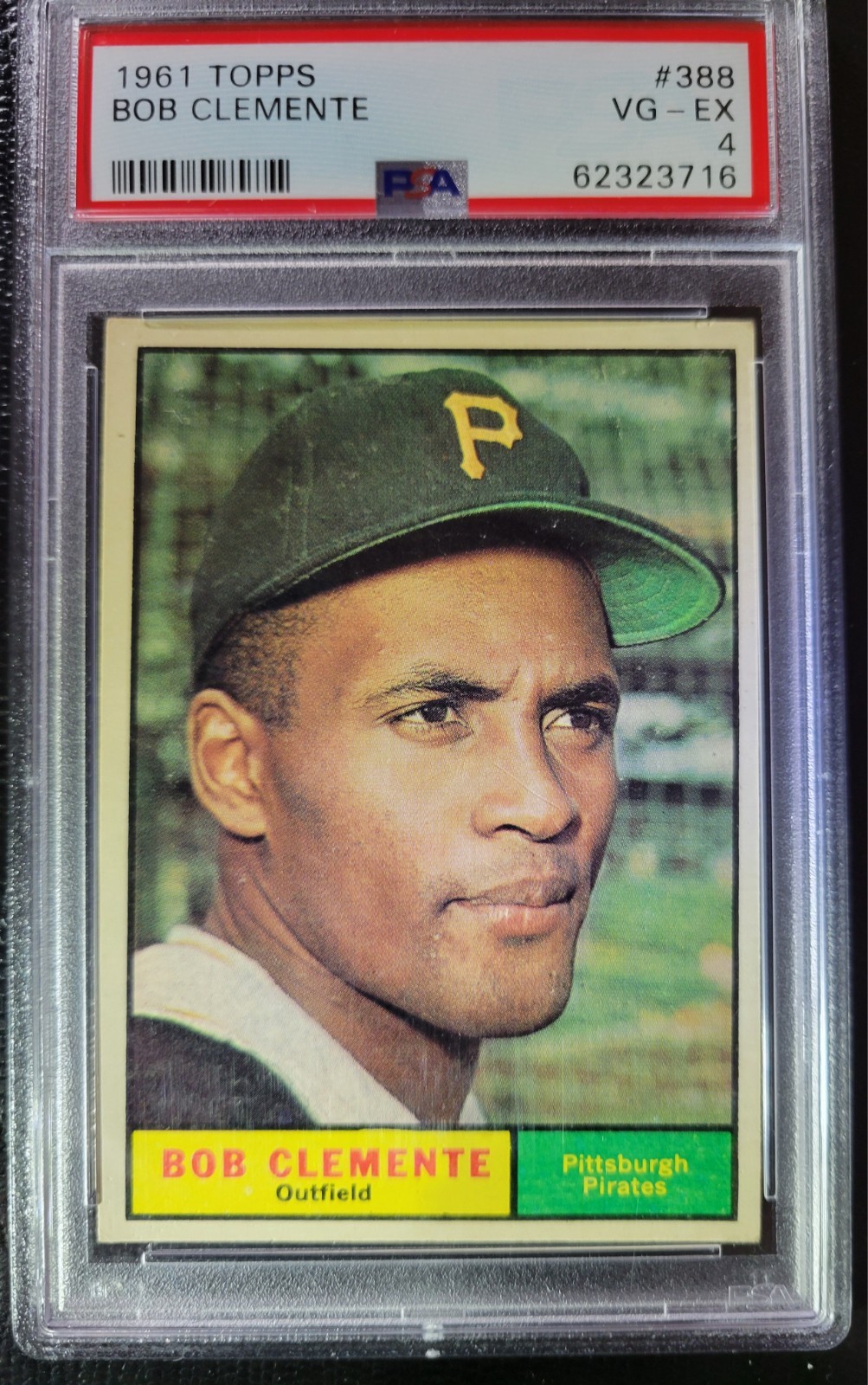 1961 TOPPS #388 BOB ROBERTO CLEMENTE PITTSBURGH PIRATES  HOF Graded PSA 4
