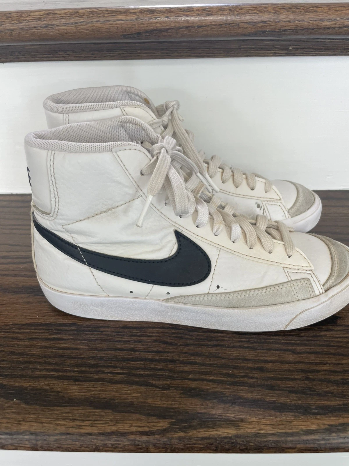 Nike Shoes Youth 4.5 Blazer Mid '77 Sneakers bianche stringate alte DA4086 100