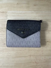 Michael Kors Jet Set Charm Black/Grey Logo Med Envelope Trifold Wallet