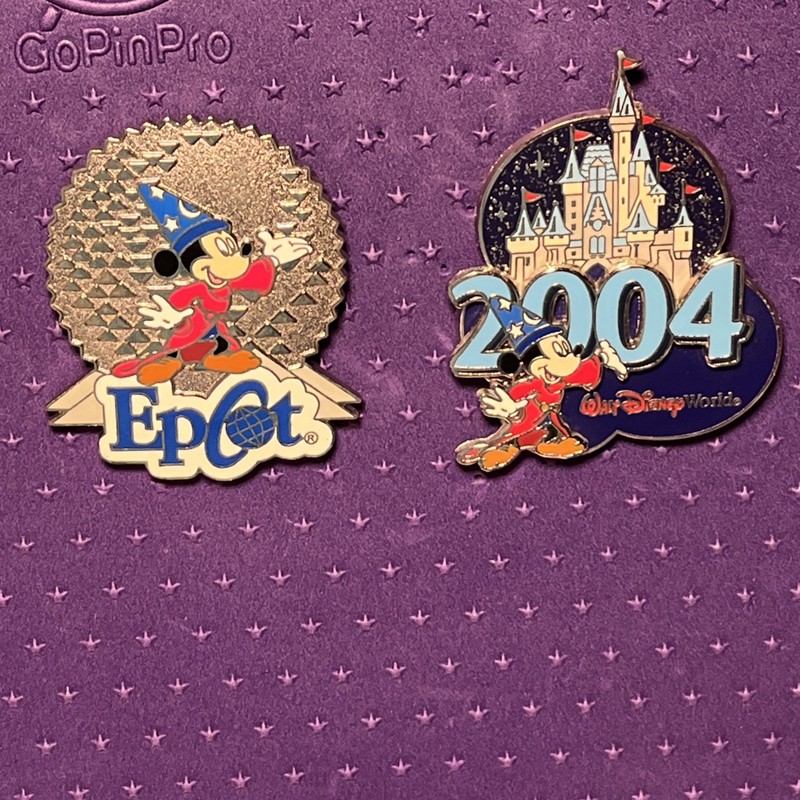 Disney WDW 2004 Sorcerer Mickey Cinderella's Castle Magic Kingdom & Epcot Pins