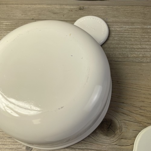 Set of 2 Corning Ware White GRAB IT Bowls P-150-B with 1 Plastic Lid P-150-CPC - Picture 4 of 7