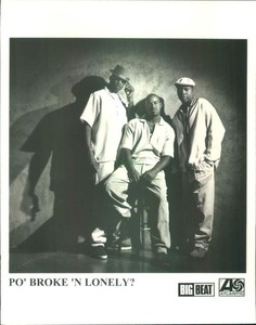 Press Photo: PO' BROKE 'N LONELY? 8x10 B&W