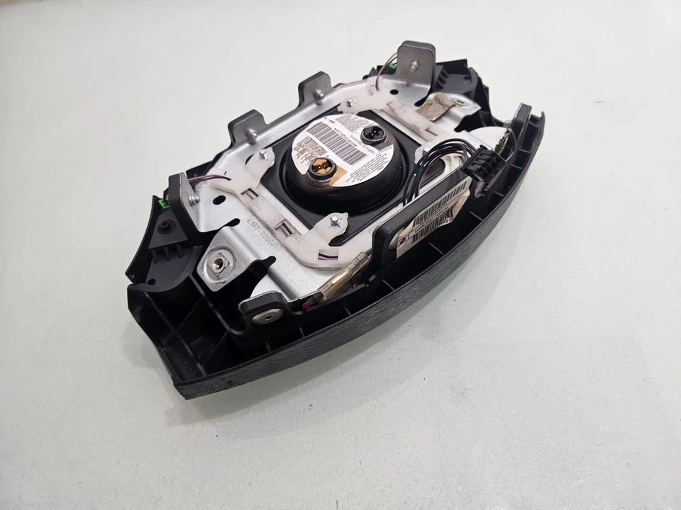 Chrysler Grand Voyager IV 2001 Other Interior Part P0Y5901DVAD KRD42830 - Imagem 3 de 4