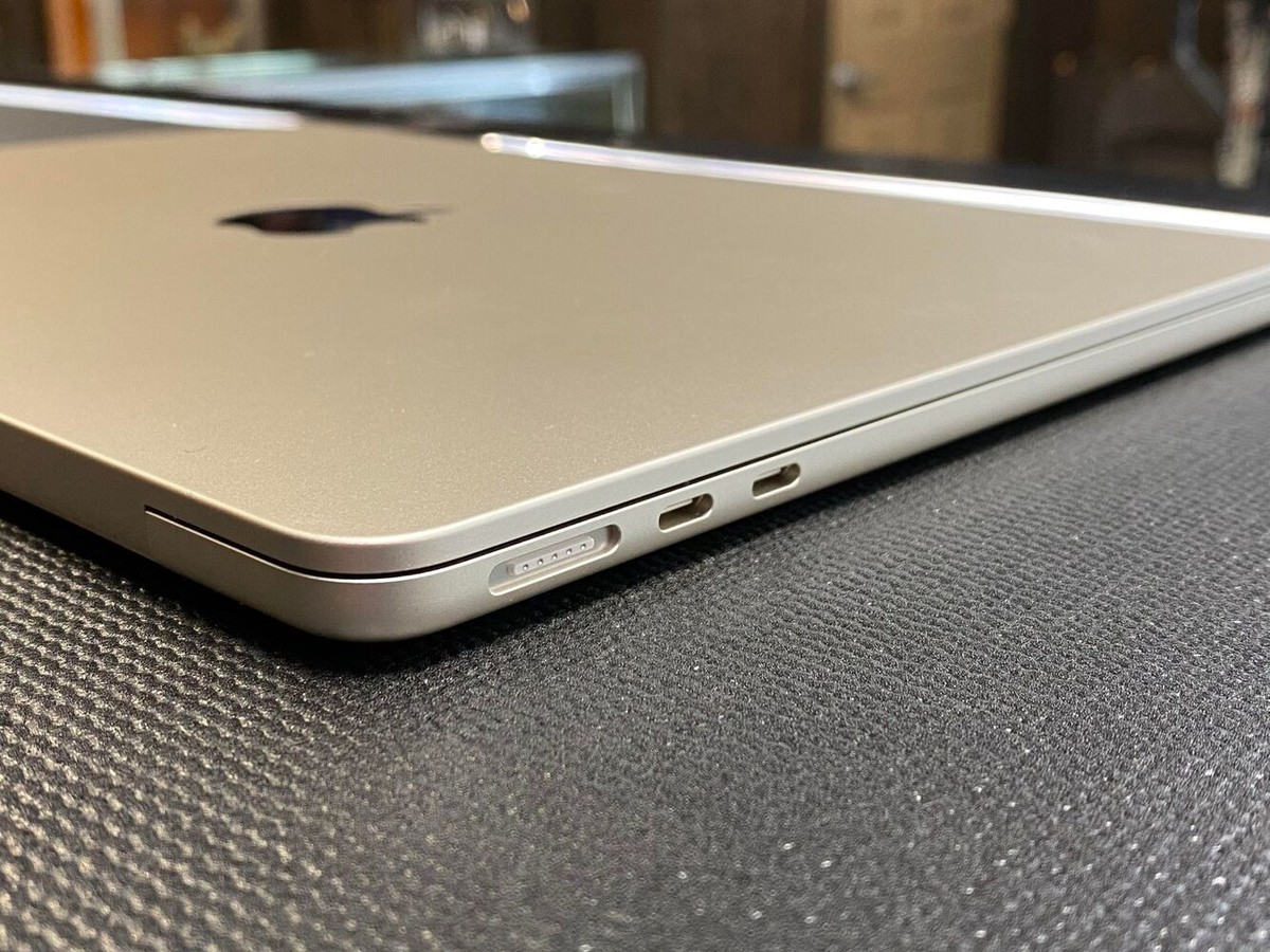 2024 Apple MacBook Air 13 2024 Apple MacBook Air 13