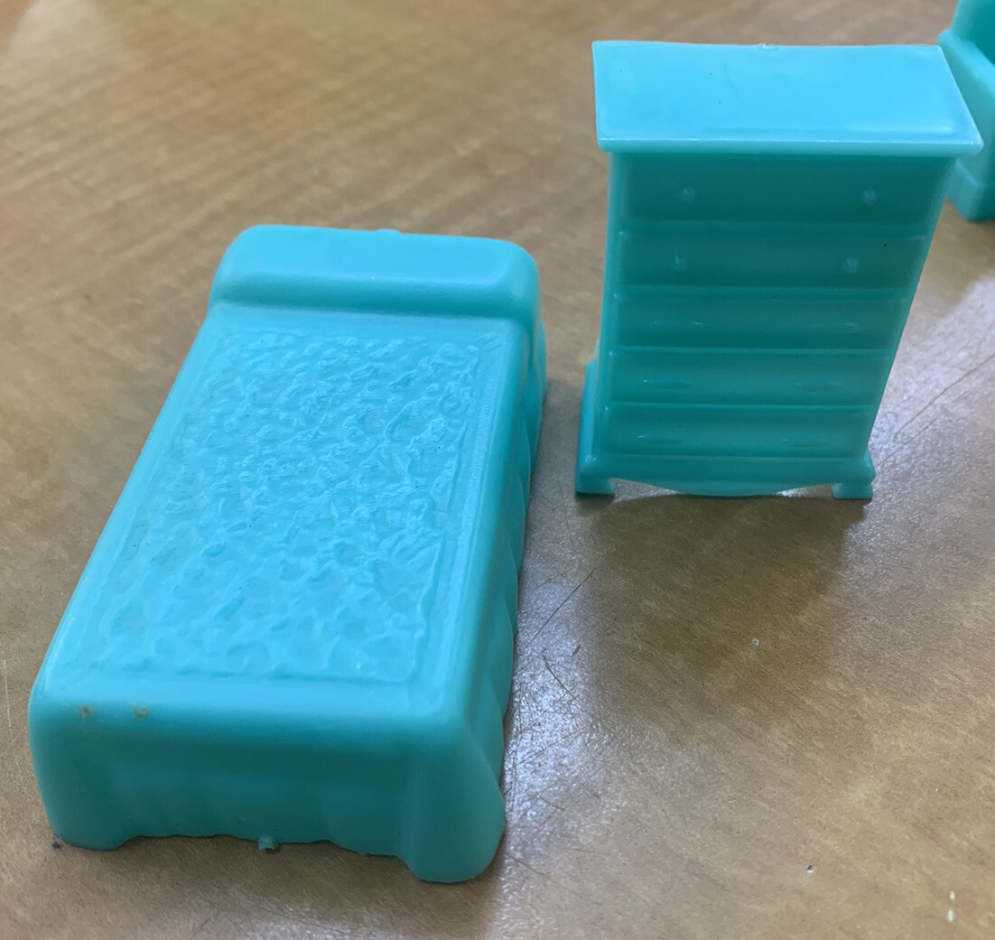 Marx Vintage Doll House Furniture Plastic Bathroom , Chairs, Table, Lamps Bed Et eBay