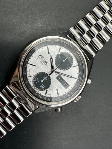 Vintage Jun/1974 Seiko 6138-0020 Panda Chronograph Watch