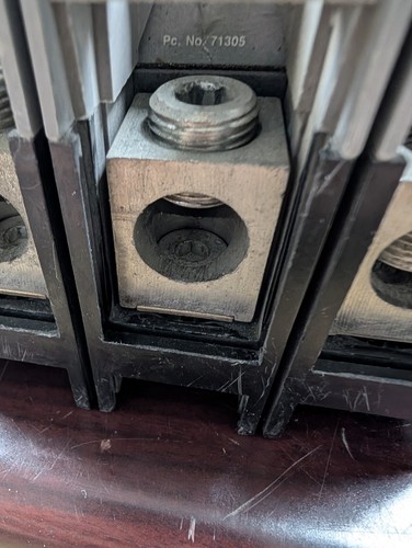 🤪ITE / SIEMENS SENTRON SER 225A CIRCUIT BREAKER 3P 600V FXD63B225 W/ 225A TRIP - Picture 3 of 10