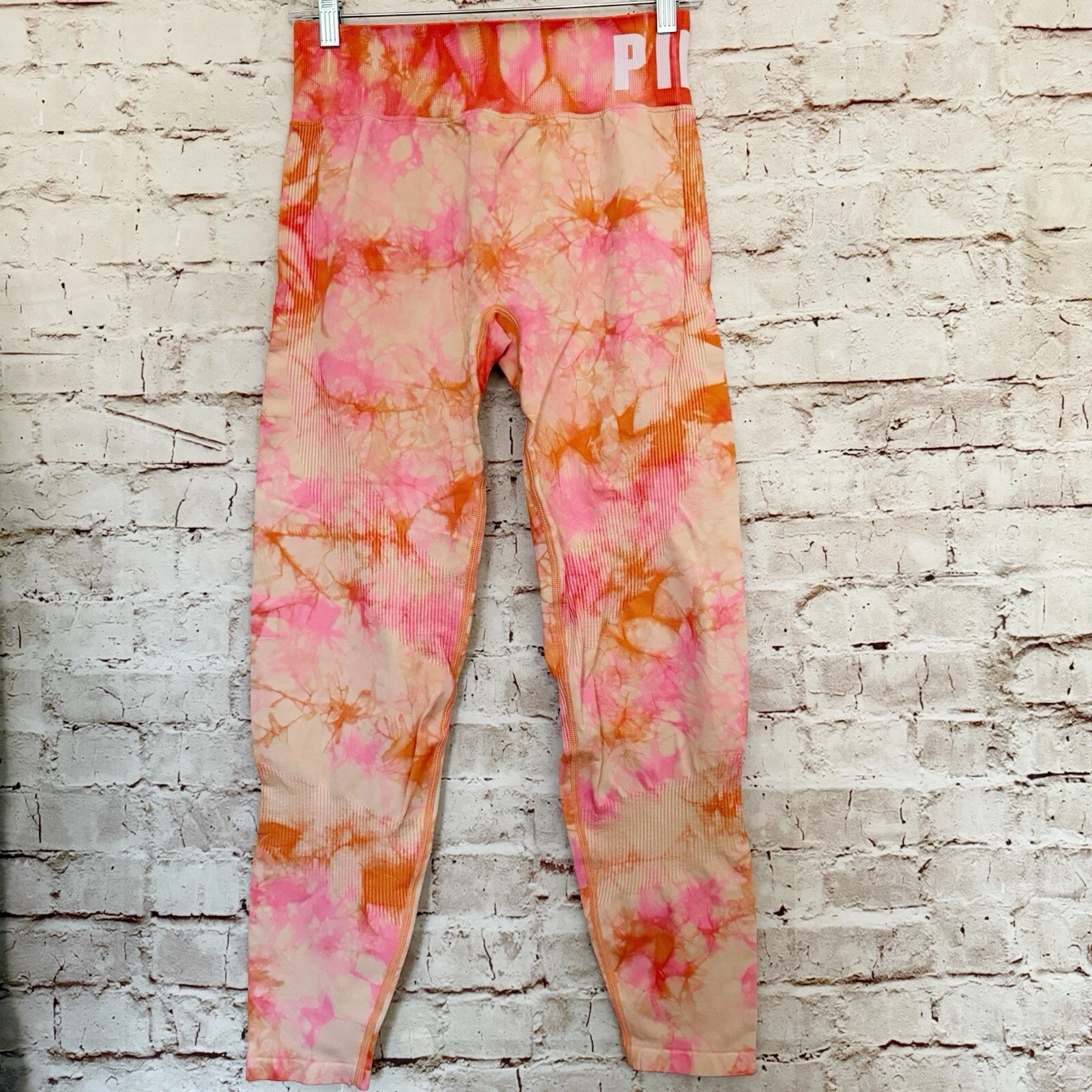 victoria-secret-vs tie dye leggings