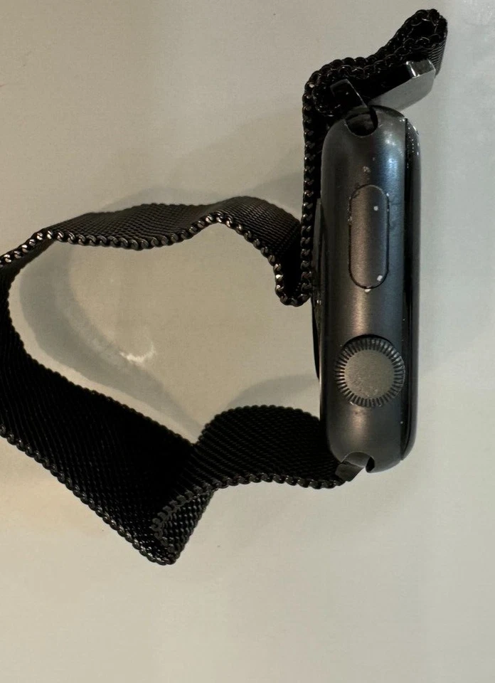 Apple watch serie 2 42mm-alluminio grigio siderale - Immagine 4 di 4