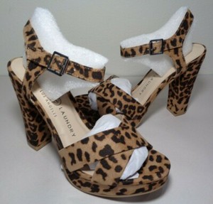 chinese laundry leopard heels