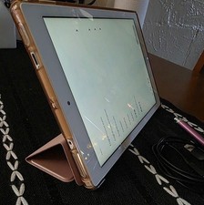 Amazon Fire HD 10 9th Generation 32GB, Wi-Fi, White with extras