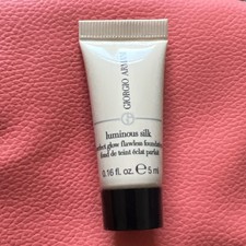 GIORGIO ARMANI - Luminous Silk Foundation - Shade 3.5 5ml Brand new Makeup Gift