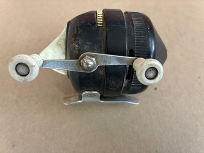 Vintage ZEBCO Fishing Reel Lot - ZEBCO 33, ZEBCO 202, Plus 1 Made