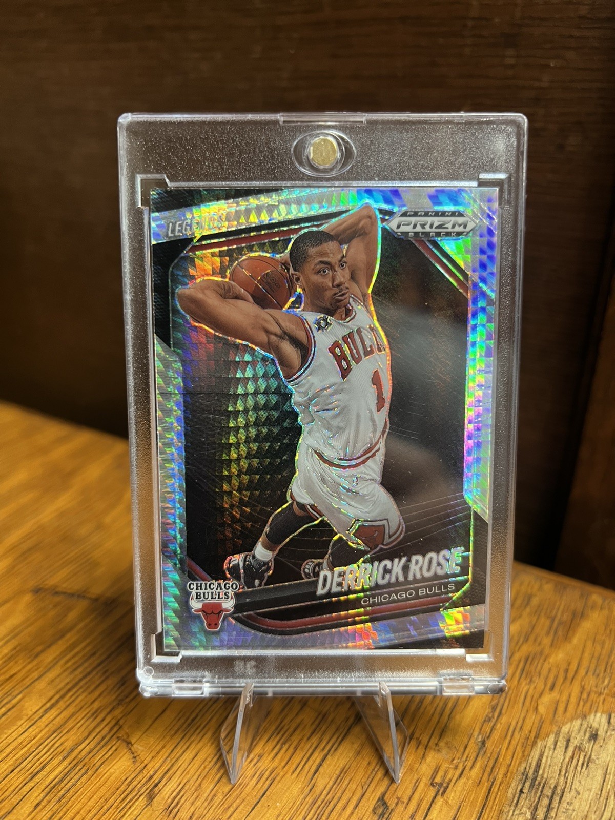 2024-25 Panini Derrick Rose Prizm Black Hyper Pulsar Holo