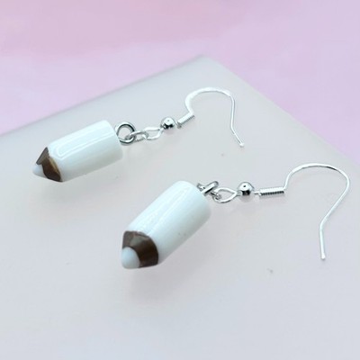 Bleistift Anhänger Ohrringe (weiß) - süßes Geschenk Original Design Handarbeit