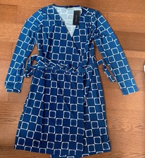 NEW Tommy Hilfiger Women’s Medium Blue White Geometric Long Sleeve Wrap Dress $7