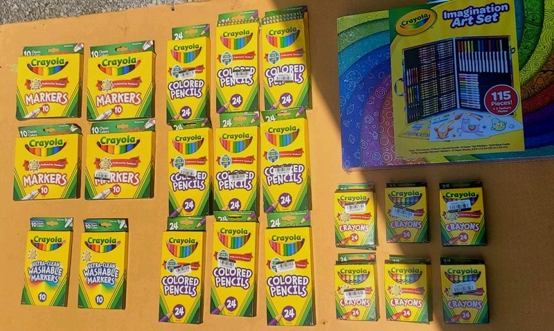 Crayola Crayons  Markers Pencils & Art Set  Lot