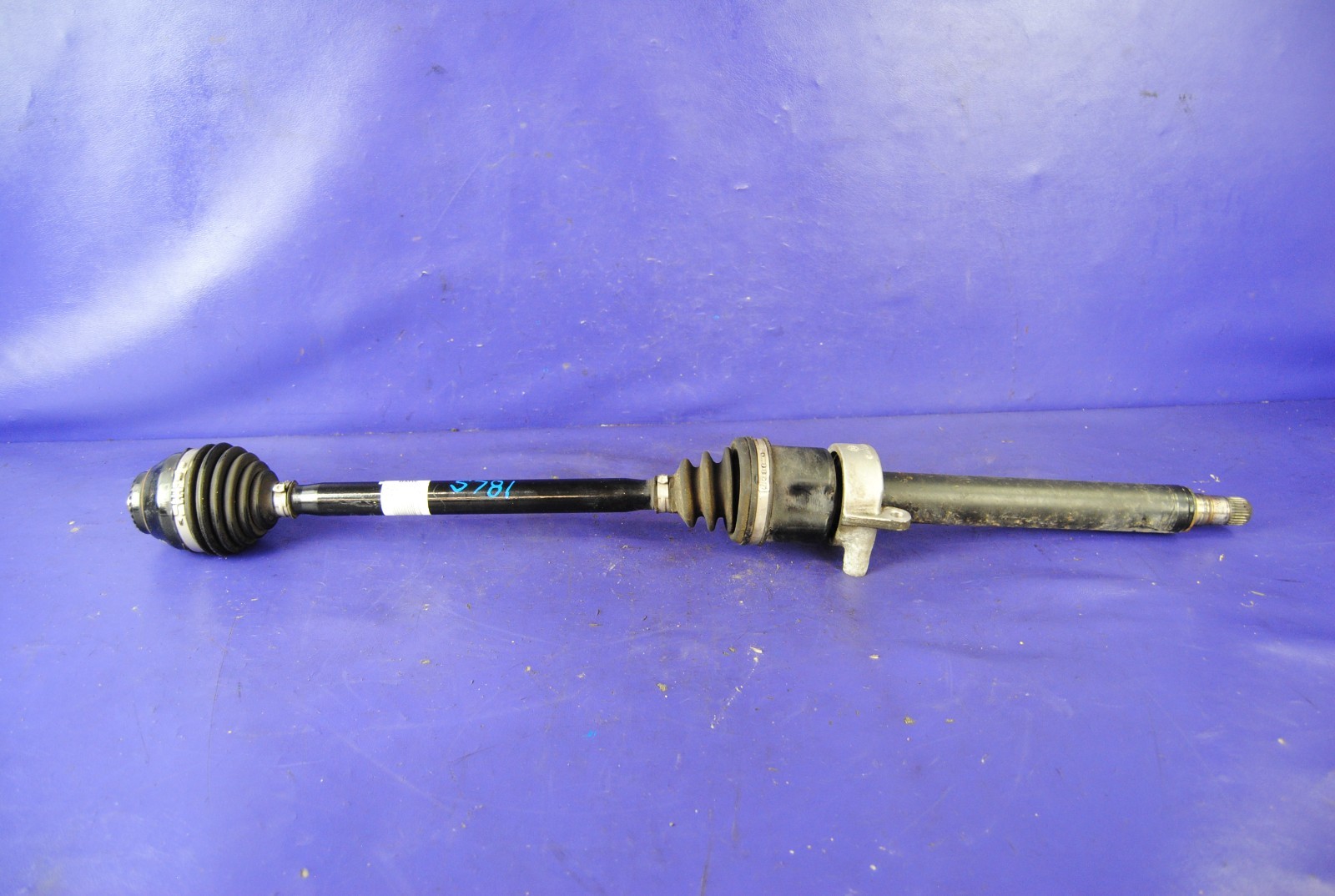 14-19 BMW i8 Rear Right Passenger Side CV Axle Shaft Assembly 33208611320 OEM