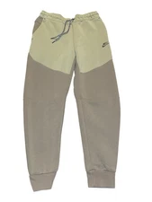 Nike Sportswear Tech Fleece Jogger Pants Olive Green CU4495-222 Men’s Size M