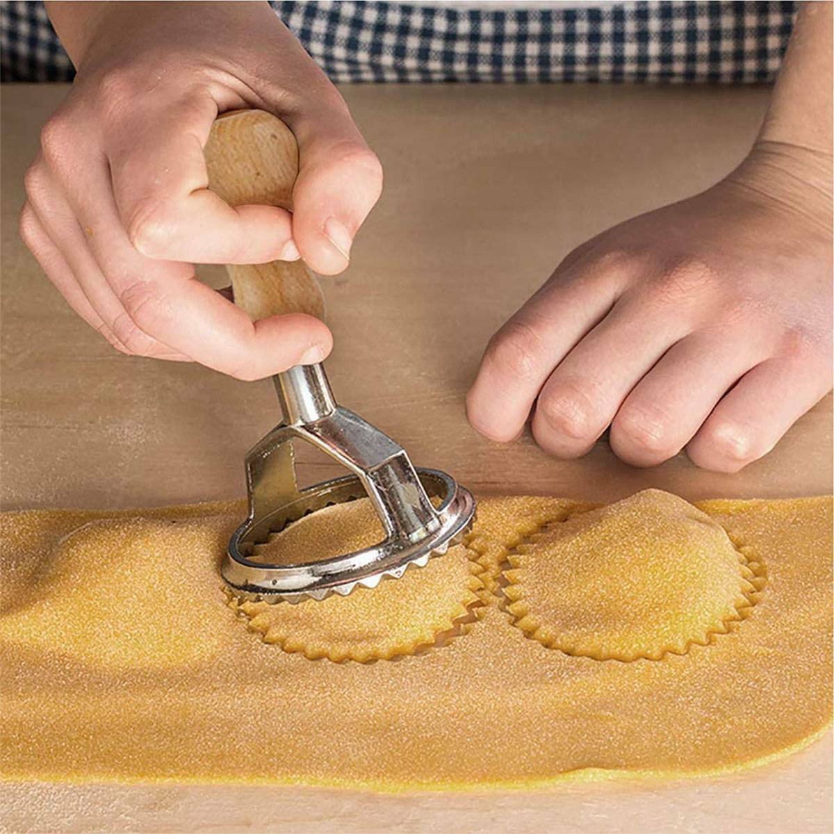 1/4pcs Pastry Crimper Ravioli Pasta Edger Sealer Cutter Wheel Turnover