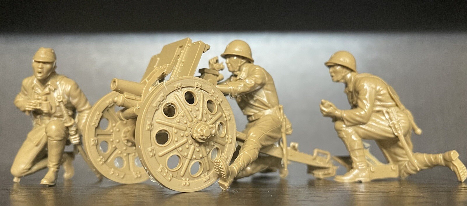 PLASTIC PLATOON Japanese soldiers Cannon with crew WW2 New 132 eBay