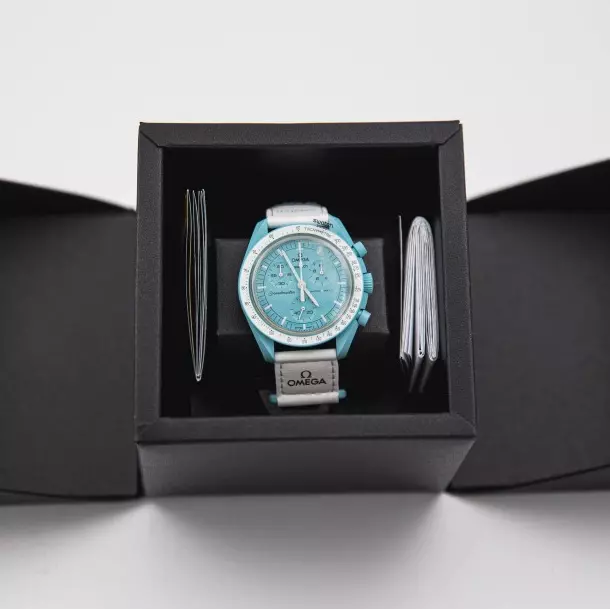 Swatch x Omega Bioceramic MoonSwatch Mission To The Uranus SO33L100