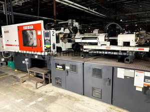 310 Ton 12 Oz Milacron Injection Molding Machine 05 Ebay