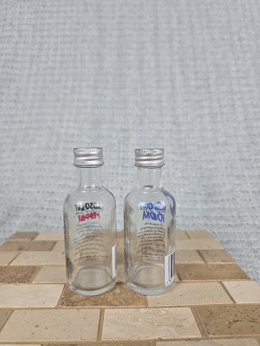 ABSOLUT Vodka Glas Salz & Pfefferstreuer Made in Sweden - Bild 4 von 5