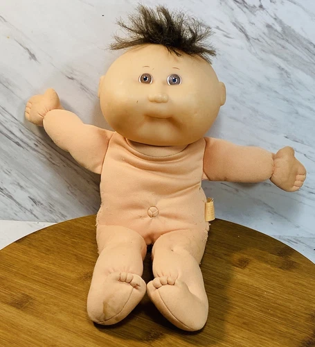 Vintage Cabbage Patch Doll Kid Baby 1982 Bean Butt Baby Brown Hair 12”