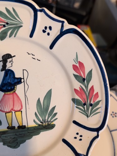 1 ANTIQUE QUIMPER TRADITION PEASANT PLATE Late 1800s - Very Early 1900s - Picture 4 of 20