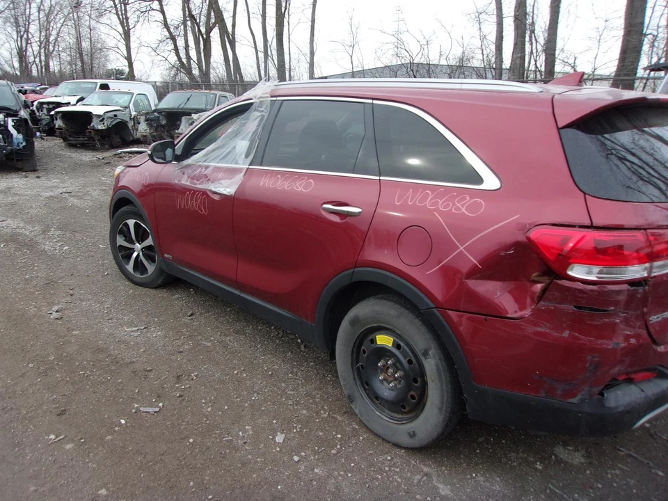 Used Fuel Pump fits: 2017 Kia Sorento Pump Assembly tank mounted Grade A Foto 3 de 4
