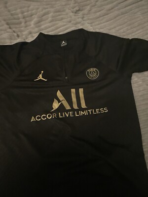 black and gold psg tracksuit