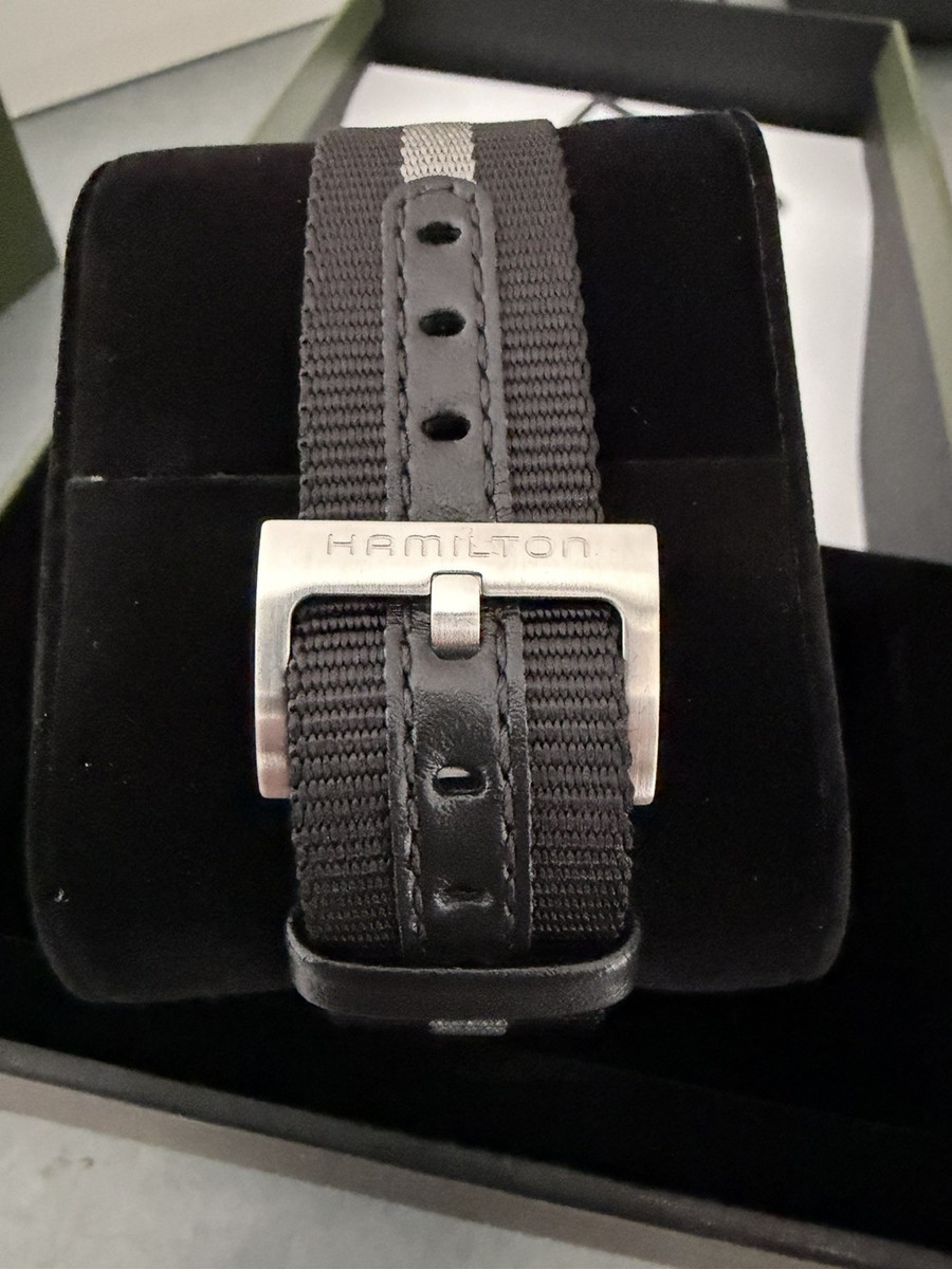 ティファニー　キャット ハミルトン Hamilton Khaki Field Mecha Tokyo Cat Street Exclusive Edition