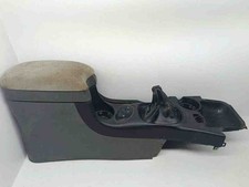 HYUNDAI SANTA FÉ I SM Mittelkonsole 8461126000 2.40 Petrol 107kw 2002 31899049