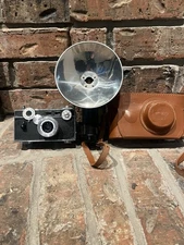 Argus C3 camera with 50mm f3.5 Argus coated Cintar lens, case & flash