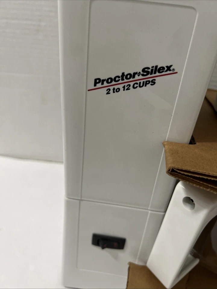 Máquina de café Proctor Silex vintage de gansos blancos de 2 a 12 tazas Foto 2 de 4