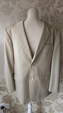 Hand Tailored Beige Suit Size 40 R  32 W 30L