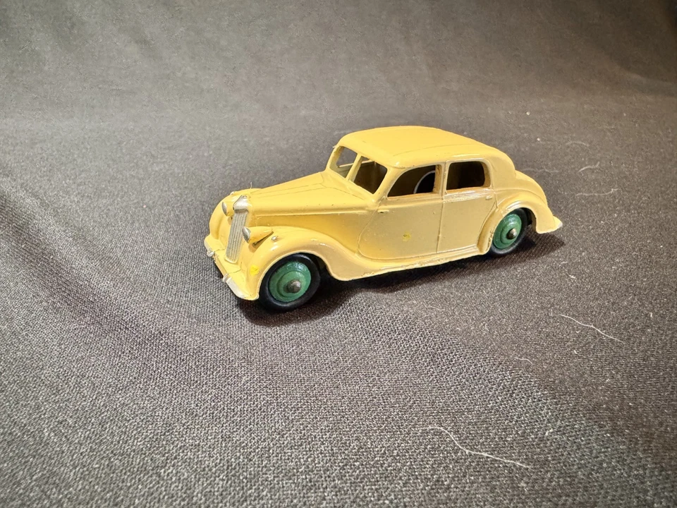 Dinky Toys No. 40a, 1950's Riley Sedan, All Original Made in England - Image 3 of 4