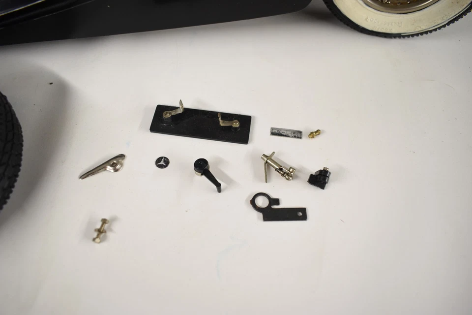 Mercedes Benz 500 K Cabriolet 1935 Pocher Rivarossi Rif. K74 Scala 1/8 - Immagine 2 di 4