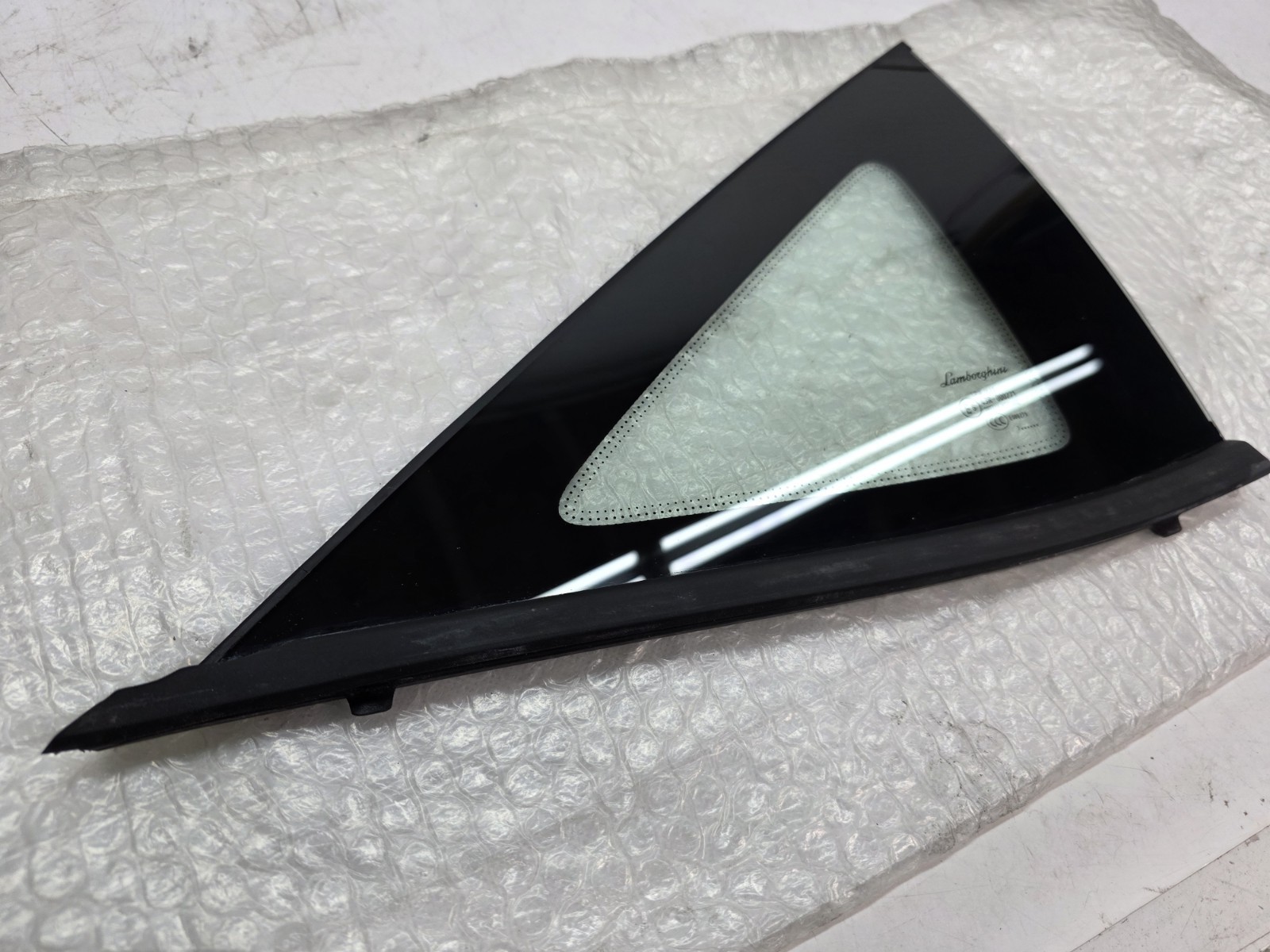 LAMBORGHINI AVENTADOR COUPE ROADSTER FRONT LEFT WINDOW GLASS OEM 470845115A