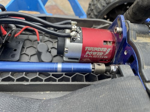 Traxxas Slash 4X4 Ultimate 1/10 - Picture 8 of 19