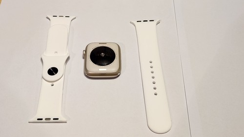 Apple Watch SE GPS + Cellular (2nd gen) Aluminum 44mm (White) Unlocked - Photo 2 sur 2