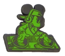 Mickey Mouse Green DJ Turntables Individual Disney Park Trading Pin Brand New