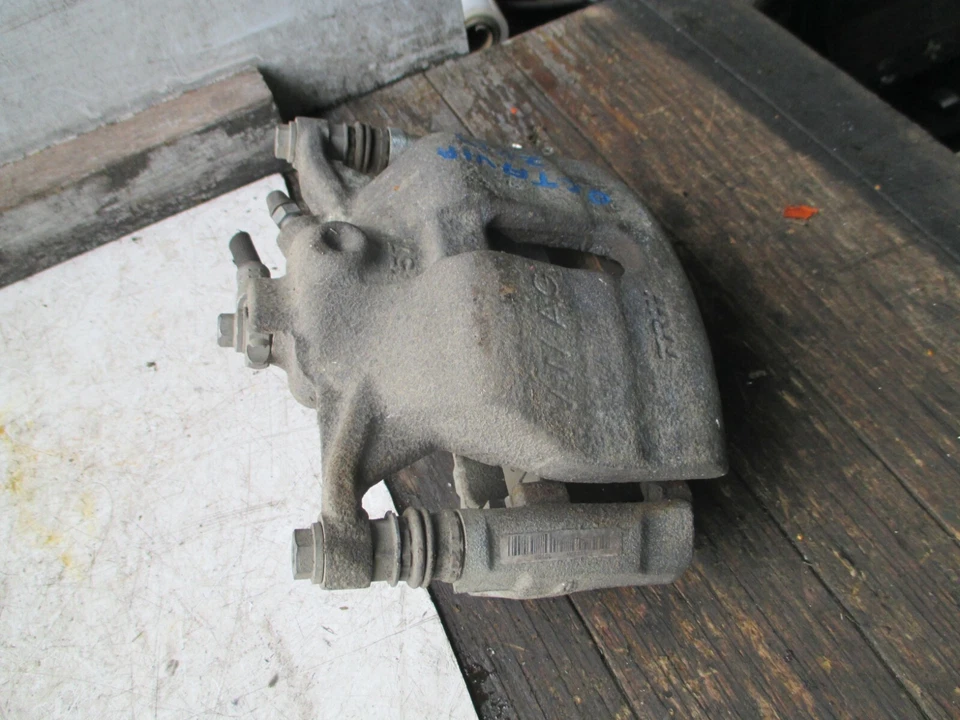 Pinza de freno delantera Skoda Octavia 2019 MK3 1,5 gasolina NS lado del pasajero Foto 3 de 4