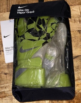 Size 9 Nike GK Vapor Grip3 Goalkeeper Gloves Volt Black Soccer Goalie HQ0304-702