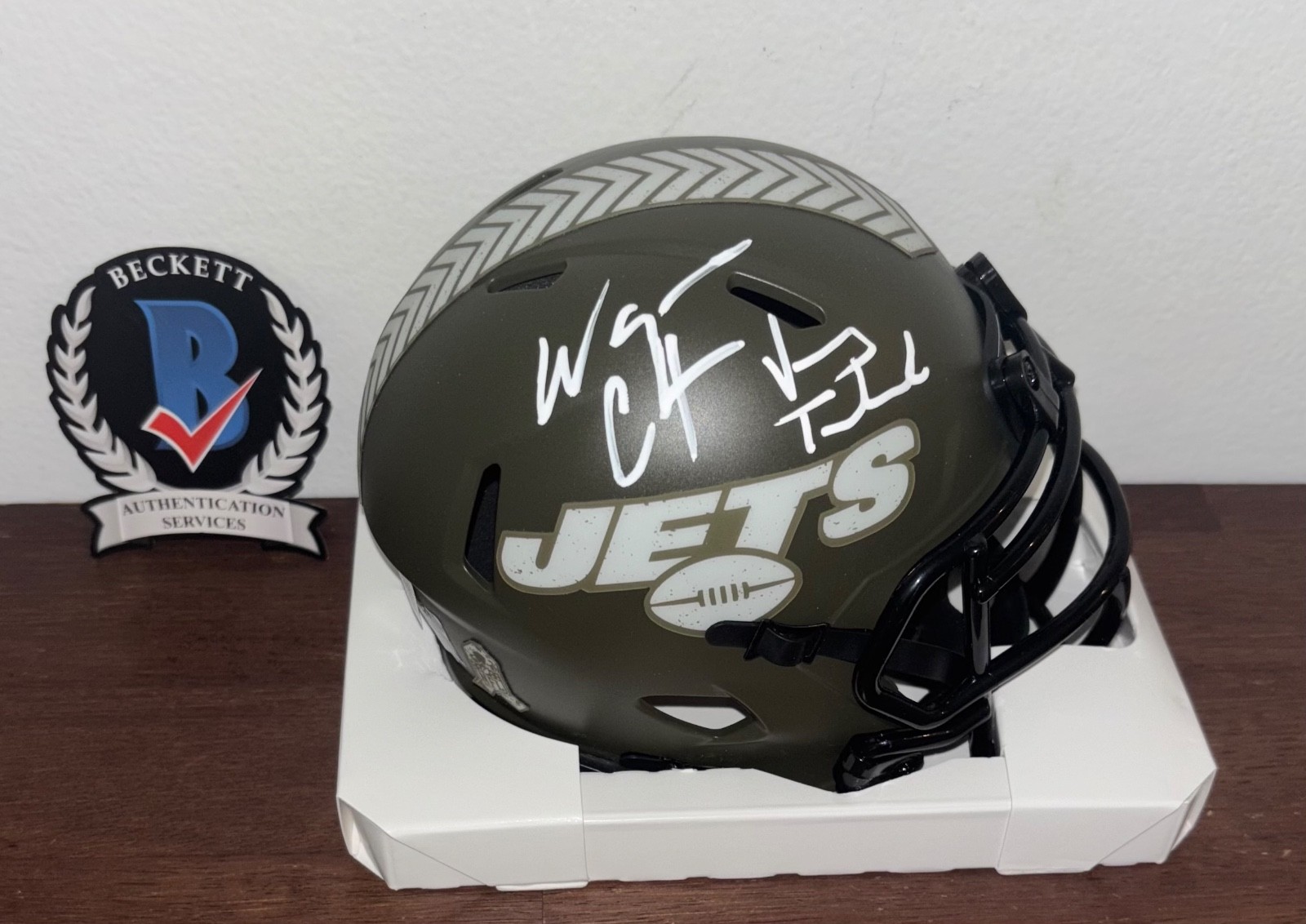 Vinny Testaverde Autographed Signed New York Jets Wayne Chrebet & STS Mini Helmet Beckett 