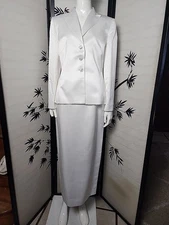 Vintage Oleg Cassini Skirt Suit Set White Lined SZ 6 New with Tags Priority WOW