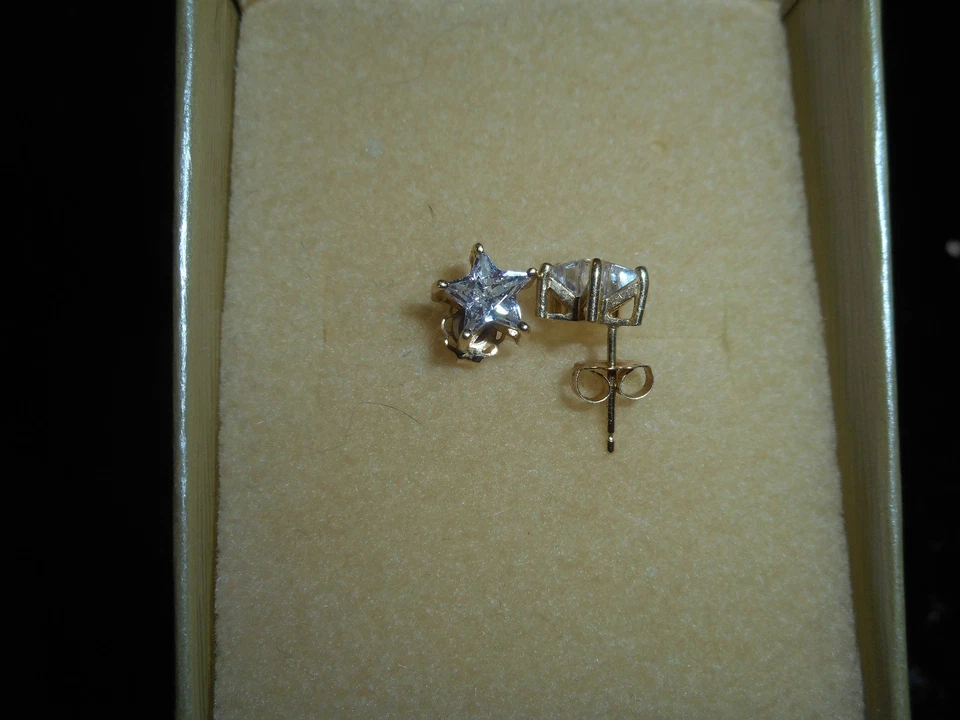 PRECIOSOS ARETES ESTRELLA DIAMONIQUE 14K YG QVC Foto 2 de 2