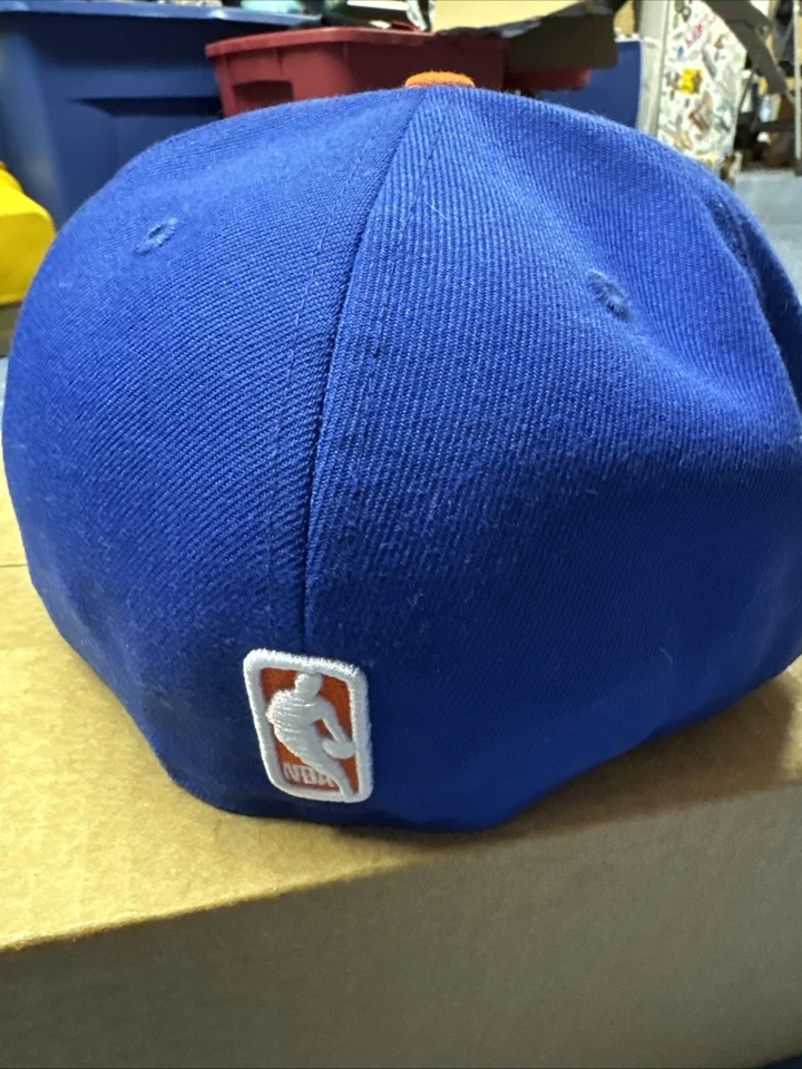 NBA - Gorra New York Knicks 59FIFTY ajustada New Era - azul y naranja Foto 2 de 4